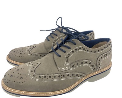 gray wingtips