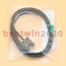 For Panasonic SUNX  PM-U24 New Photoelectric Switch Free Shipping