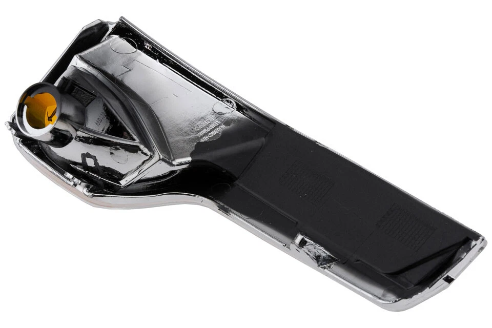 CHANEL がま口デカココキャビアスキンコインケース長財布