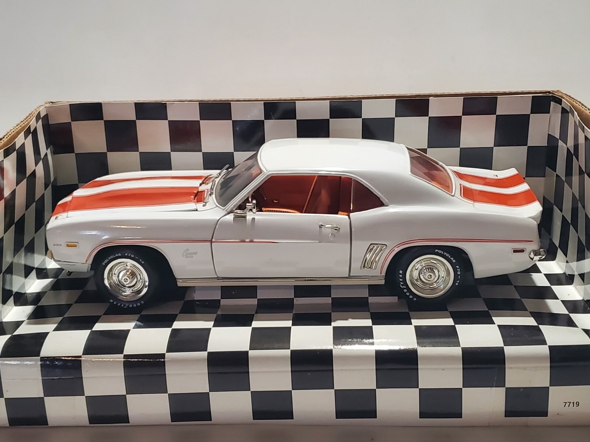 Ertlアーテル/'69 Chevyシボレー Camaroカマロ 1/18 限定 Ertlアーテル/´69 Chevyシボレー Camaroカマロ 1/18 限定