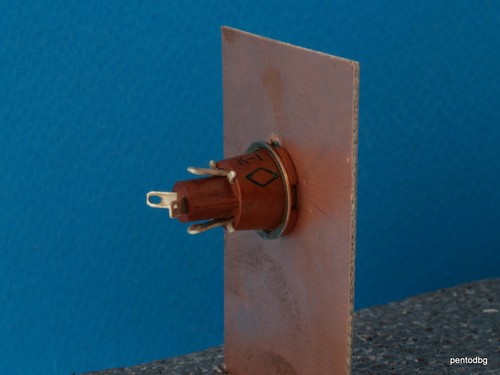 100 PIEZAS SOPORTE FUSIBLE 4X15mm 0.25-5A 250V PLATA URSS URSS AUDIO MILITAR CAJA ORIGINAL - Imagen 11 de 12