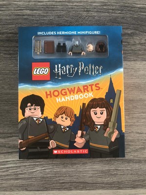 lego harry potter hogwarts handbook with hermione minifigure