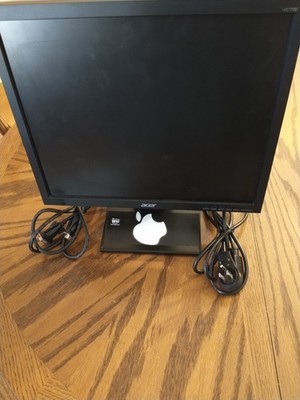 Acer 17'' LCD Monitor V173 1280x1024 Resolution With Power And Monitor Cords