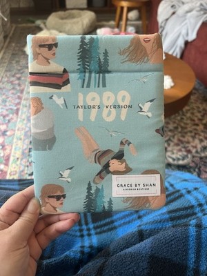 TS Inspired  Kindle Cover