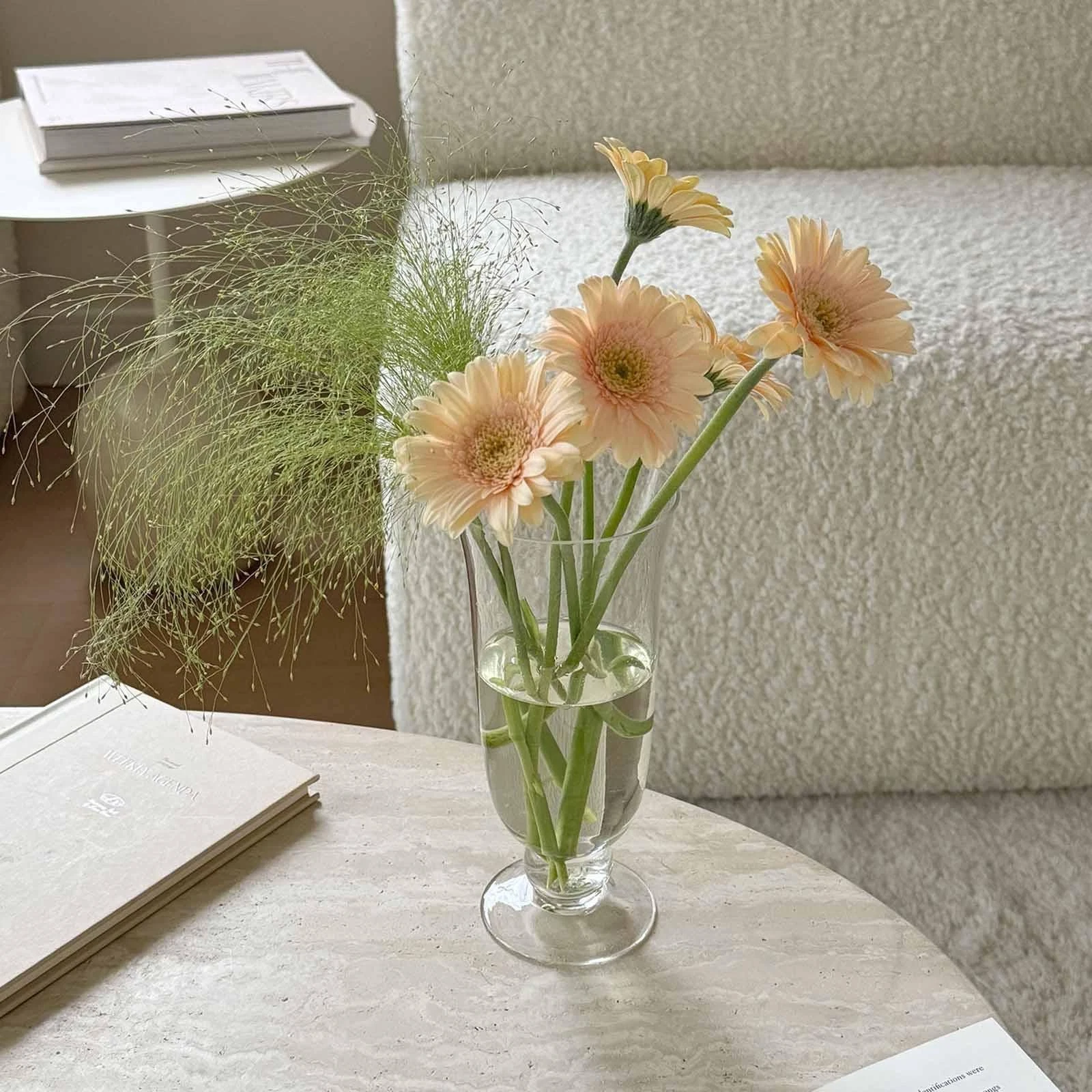 Glass Flower Vase Transparent Trendy Modern Flower Arrangement for Bookshelf