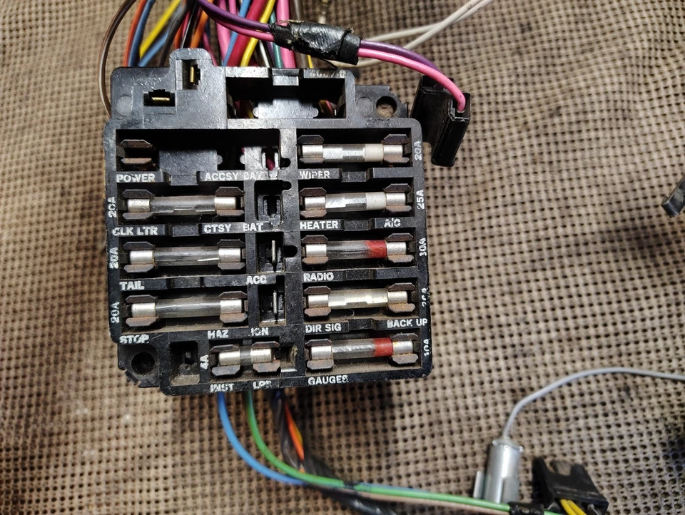 Buick Skylark GS 350 400 1968-69 Special Sport Wagon tablero arnés de cableado sin aire acondicionado Foto 4 de 4