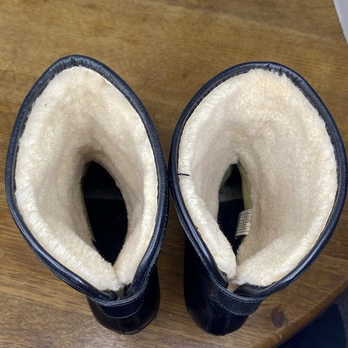 UGG Australia Black Leather Shearling Clog Boots Women’s 9 – Wood Heel S/N 1958 - Picture 19 of 24