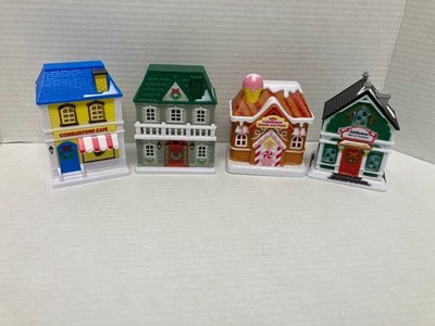 2022 Christmas Cobblestone Corners Lot of 4 Miniature Collectible Village Houses