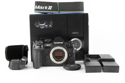 [Almost Mint] Olympus OM-D E-M1 II (Shutter count 5397 ) w/Flash & Box #900A