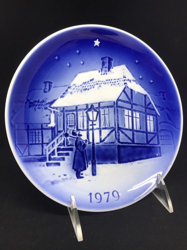 Desiree Jensen Denmark 1979 Christmas Holiday Plate Old Street Lamp Andersen - Picture 9 of 11