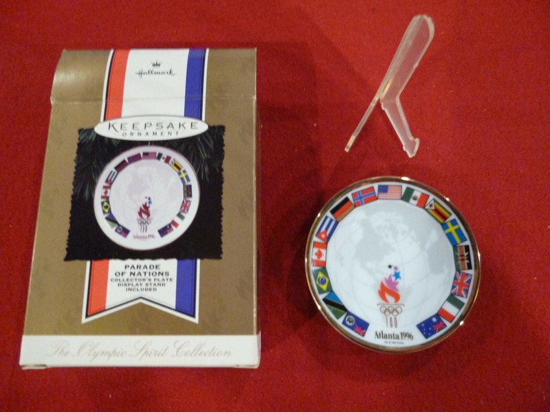 Hallmark Keepsake Ornament Olympics Parade of Nations