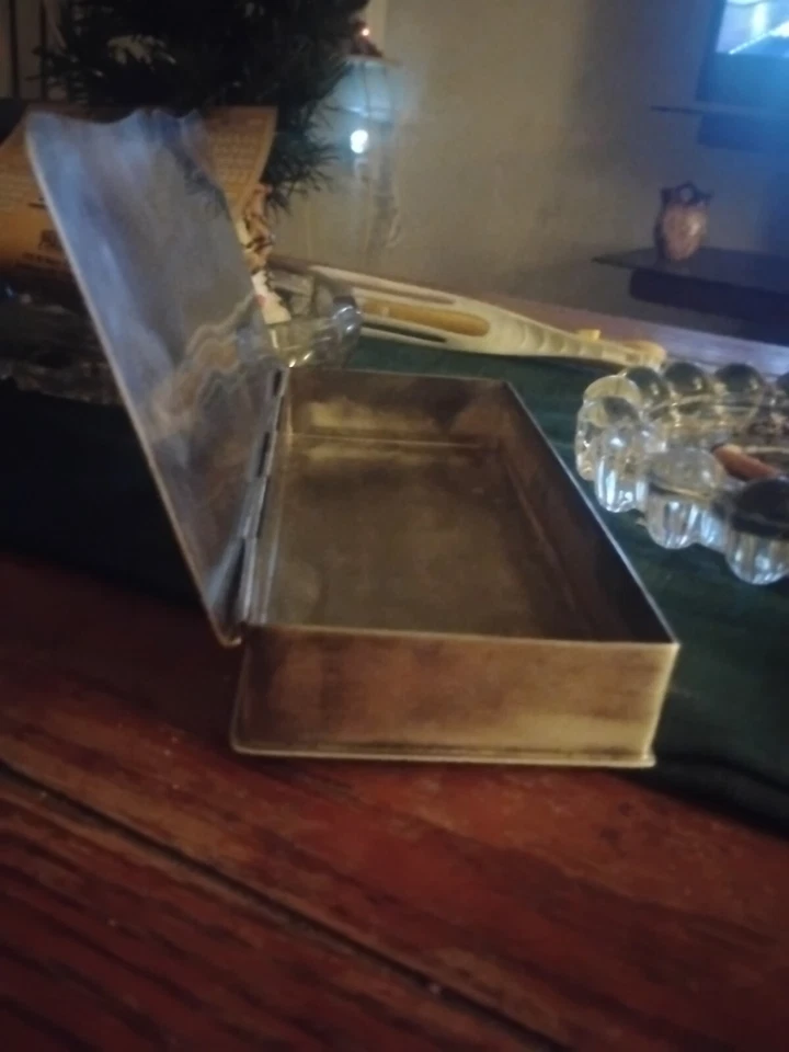 Vintage!! Wallace Baroque Silverplate Box 202 Cigarette Jewelry Case - Image 3 of 3