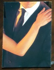 James Bond The World is Not Enough B5 Gum Chase Card 