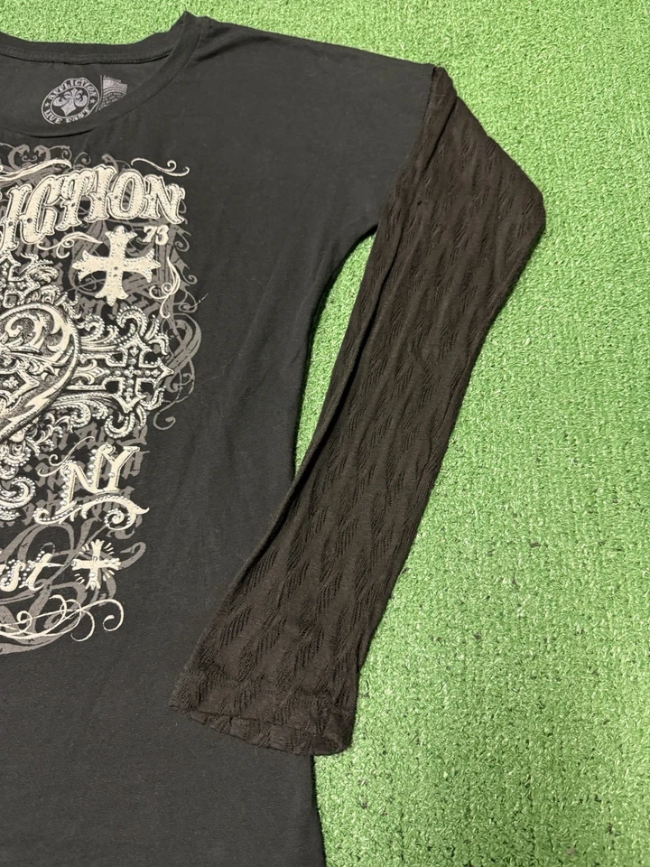 Camisa de mujer Affliction manga larga grande negra manga transparente estrás de colección Y2K Foto 3 de 4