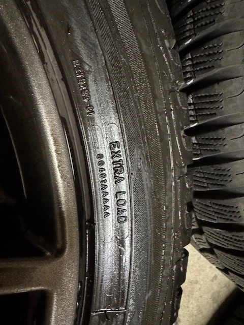 Winter Kompletträder Goodyear 255 / 45 R 20 extra Load M+S Felgen RC - Bild 4 von 4