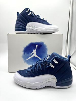 Nike Air Jordan 12 Retro SE GS Stone Blue/Legend Blue 2020 Size 7Y DB5595-404