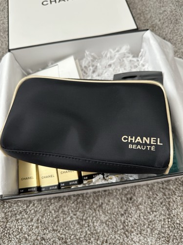 Chanel Gift Box. Including Everything In Pics. All New - Picture 4 of 5