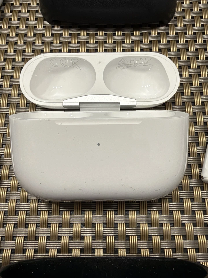 Apple AirPods Pro (2nd generation), Foto 2 von 5