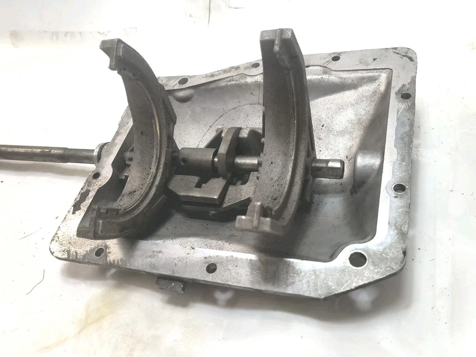 Cubierta de horquilla 95-02 Camaro Firebird 3.8 3.4 5 velocidades Borgue Warner 13-52-097-926A #1 Foto 4 de 4