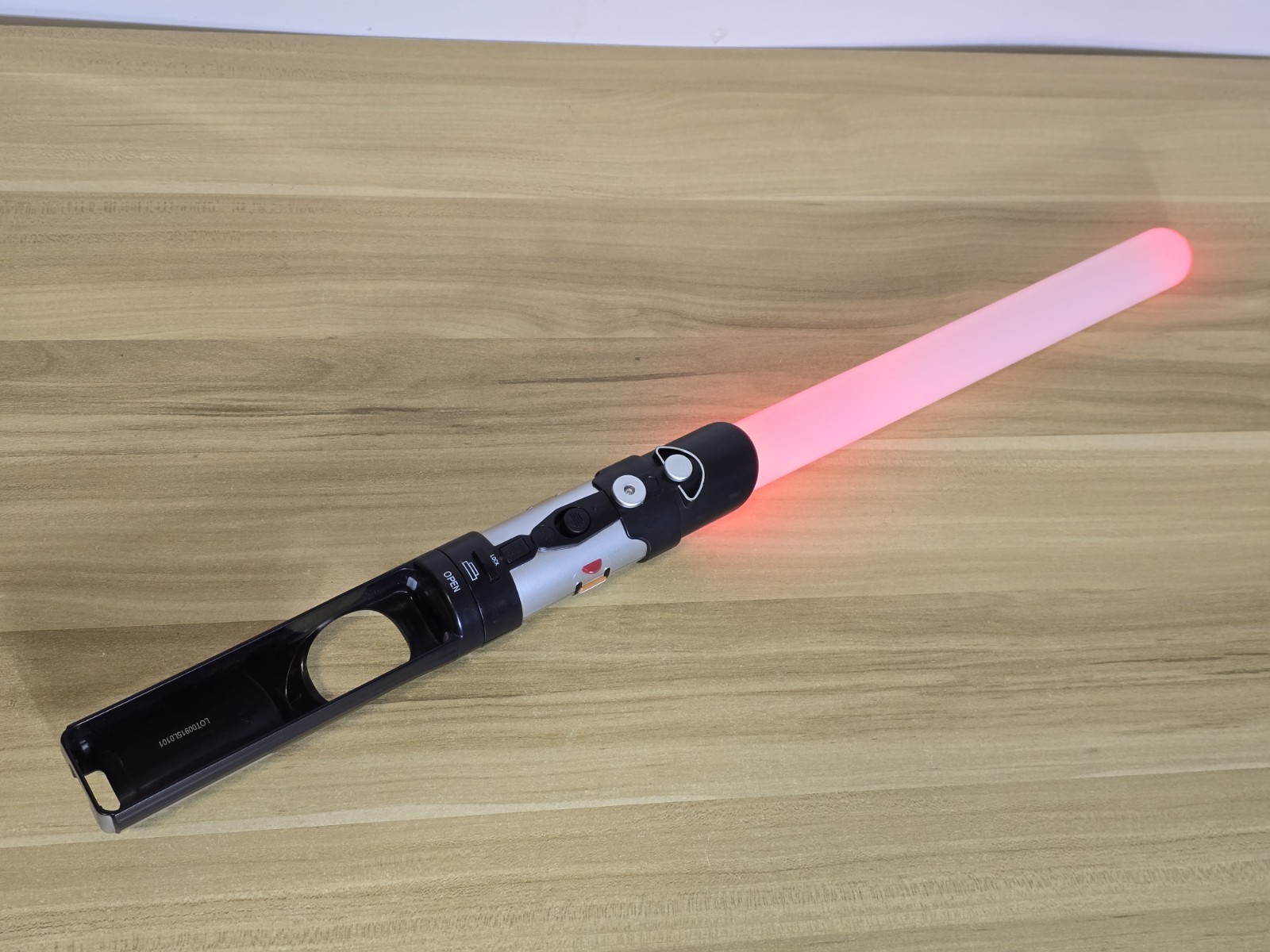 Star Wars The Force Unleashed Darth Vader Light Up Lightsaber For Nintendo Wii