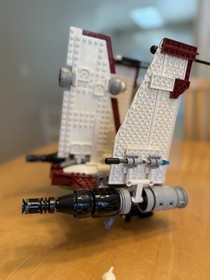 LEGO Star Wars: V-19 Torrent (7674) No stickers, but otherwise complete!
