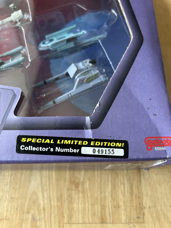 Star Trek Micro Máquinas Espacio Edición Limitada Coleccionistas Set Dos De Colección 1995 Foto 2 de 4