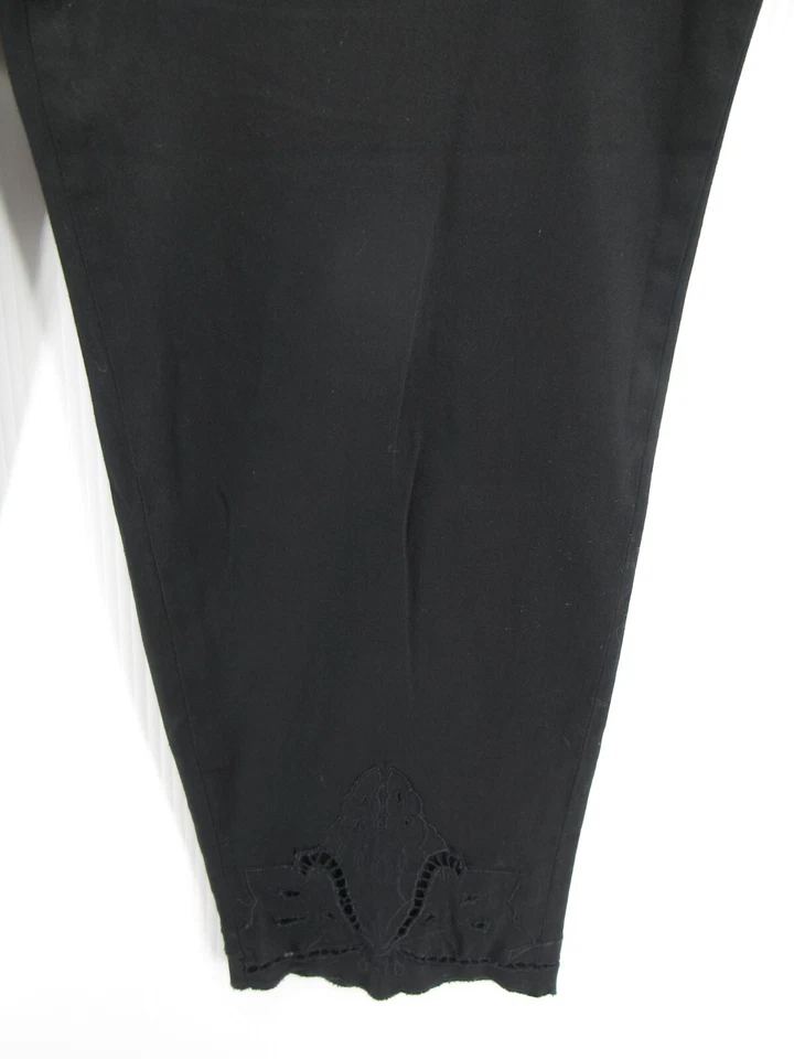 Natori Pants Women 12 Black Tapered Lounge Scalloped Embroidered Hem Cropped - Image 2 of 4