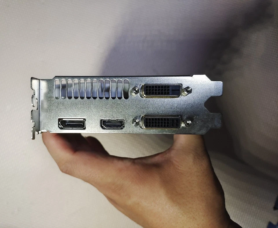 MSI GeForce GTX950 2GB 768SP GDDR5 PCI-E Graphics Video Card DP DVI HDMI - Image 3 of 3