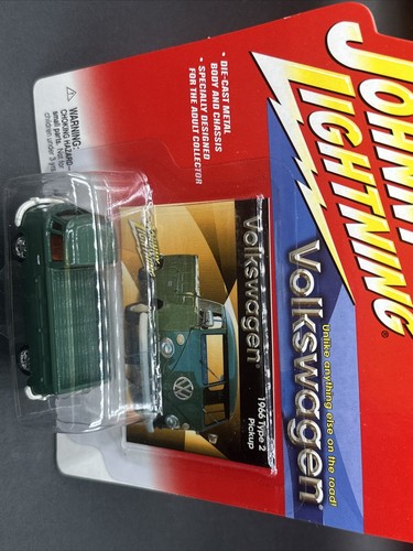 2002 Johnny Lightning VOLKSWAGEN GREEN 1966 TYPE 2 PICKUP free shipping - Picture 3 of 4