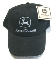 COLLECTIBLE JOHN DEERE MOLINE TRACTOR HOOK & LOOP CLOSE HAT CAP NWT