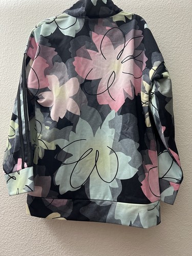 Girls Adidas Track Suit - Picture 2 of 3