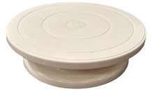 Basic Wilton White Round Pedestal Cake Stand Measures 11” Across Top 3” Tall