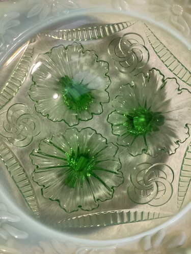 EAPG Northwood Green opalescent Ruffles and Rings Footed Glass Bowl - Picture 3 of 9