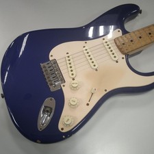 Squier Strat Consegna sicura dal Giappone
