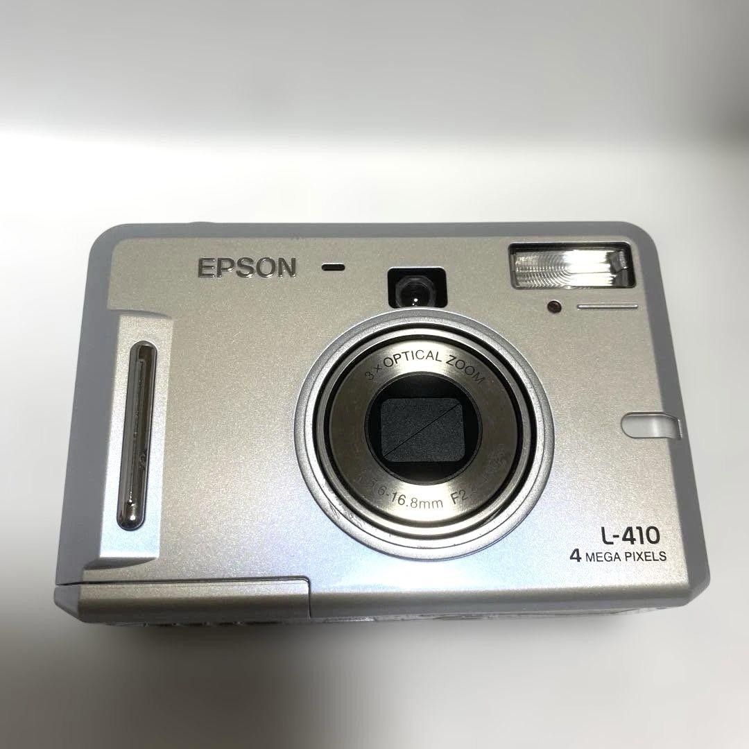 Epson L-410 Digital Camera Kit with SD Card & Batteries Used