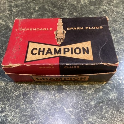 (8.. NOS Champion J-18Y Spark Plugs .. Circa 1960 s .. USA Made