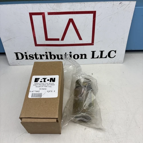 EATON CORPORATION VICKERS P-077002 BREATHER ADAPTER
