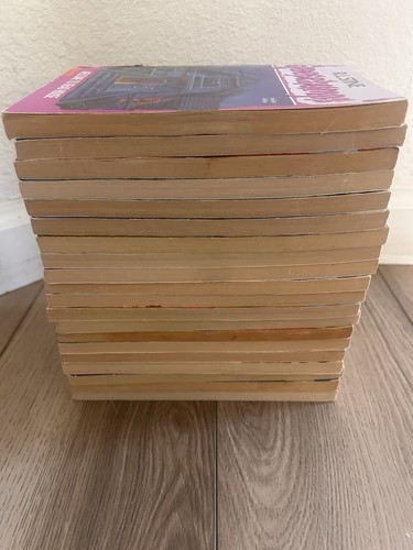 45 Original Goosebumps Books, 1st Edition, R.L Stine - Picture 6 of 19