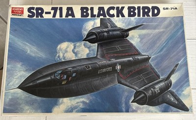 Academy Minicraft SR-71A Blackbird Aircraft United States Air Force 1/72 NOS KIT