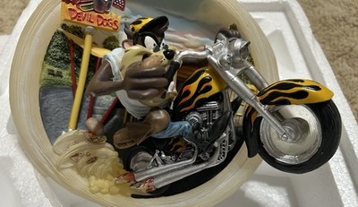 Taz Tasmanian Devi 3D Motorcycle Wall Plate New With Certificate Of Authenticity