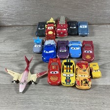Disney Cars Vehicles Lot Of 15 Plastic  Diecast Lightning McQueen  More Plane