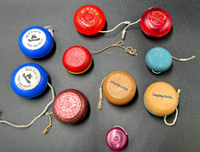 10 Vintage Yo-Yo's, Some Plastic, Some Wood, Duncan, Jumping Jack, Winner Plus
