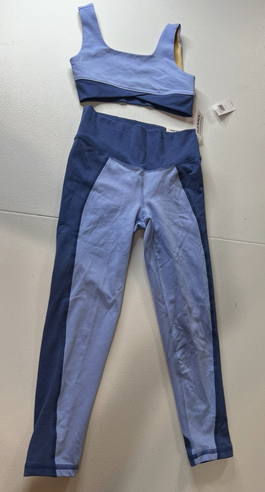 Picture 2 of 4