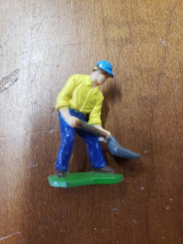 Ertl Farm 1/16 1/64 Cows Pigs Horses Ducks Dog Chickens People Fence Furniture - Picture 29 of 93