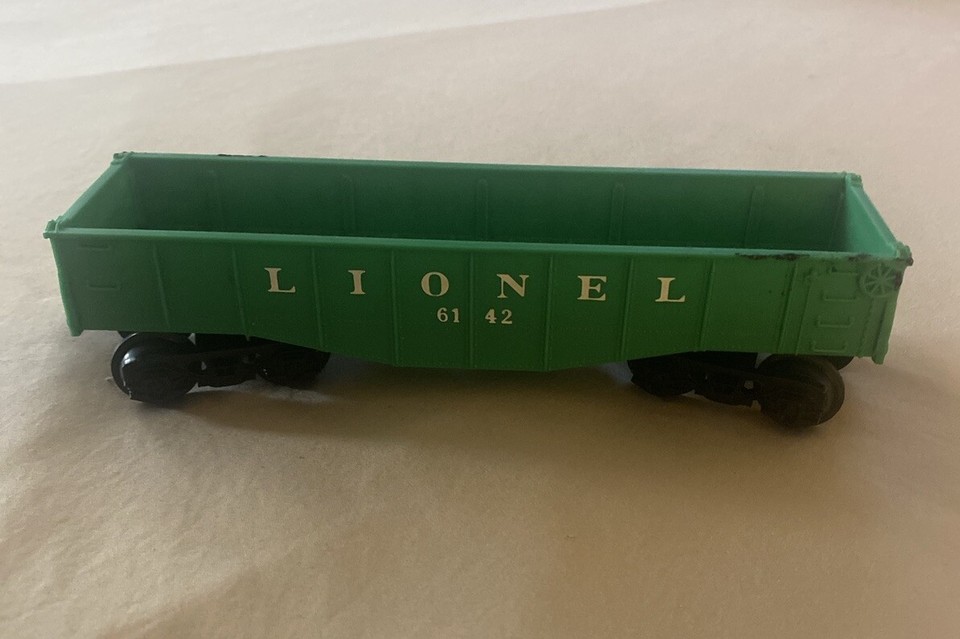 Lionel Complete 027 Gauge Electric Train Set Steam Engine 8040 Nickel