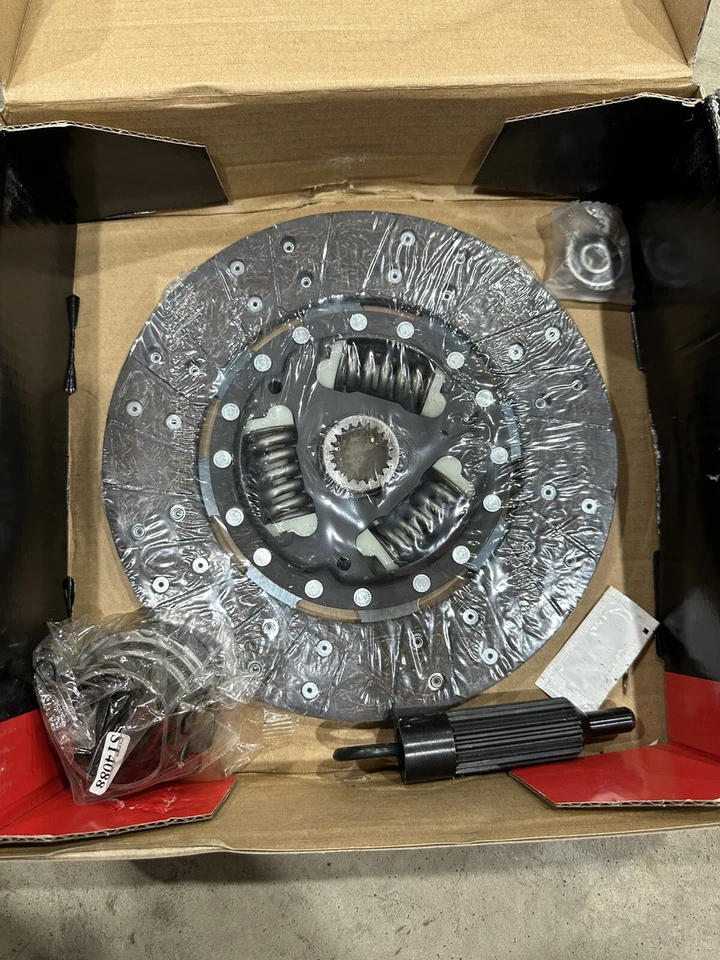 Toyota Tacoma 1996-04 embrague nuevo - PFCMU701161A - Kit embrague - 5 velocidades manual Foto 2 de 3