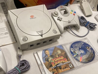 Sega Dreamcast Console in Box NO Inserts System Controllers
