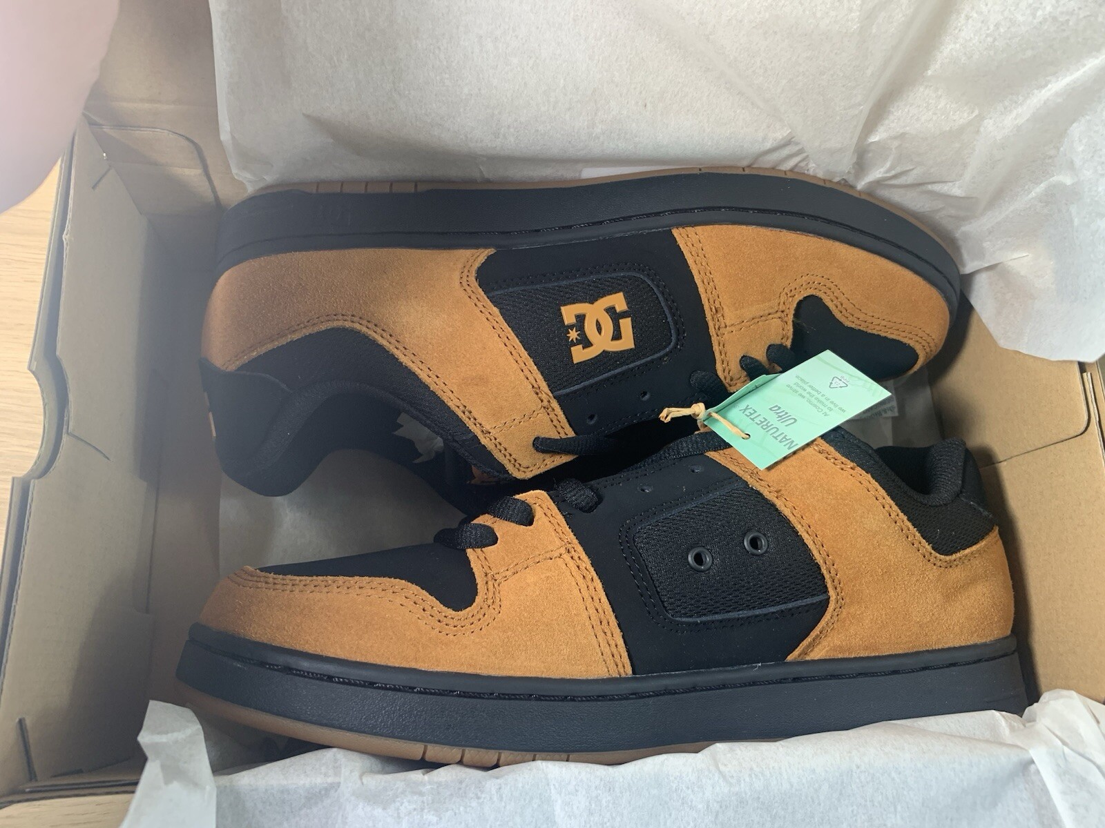 *Brand New* DC Manteca 4 Skate Shoes Wheat/Black Men's Size 10 ADYS100765