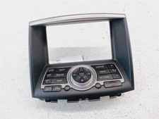 08-13 EX35/EX37 14-17 QX50 Navigation Screen Bezel Black/G OEM 68270-1BA0A