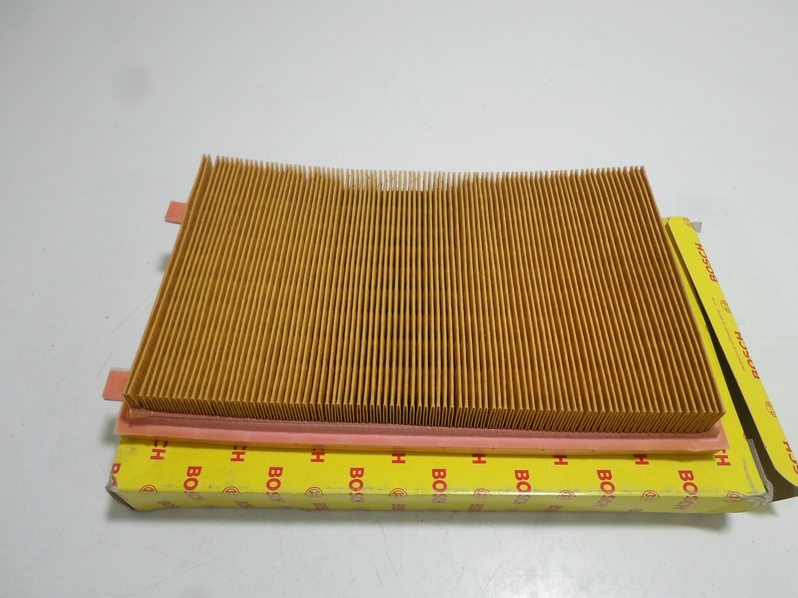 FILTRO ARIA AIR FILTER BOSCH  COROLLA Liftback 1400cc 1600cc 02.2000-2002